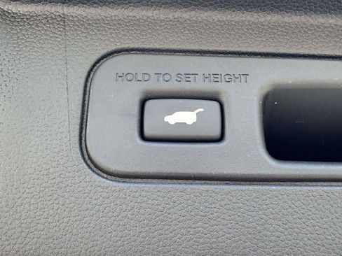 Certified 2026 Honda Pilot EX-L image 9