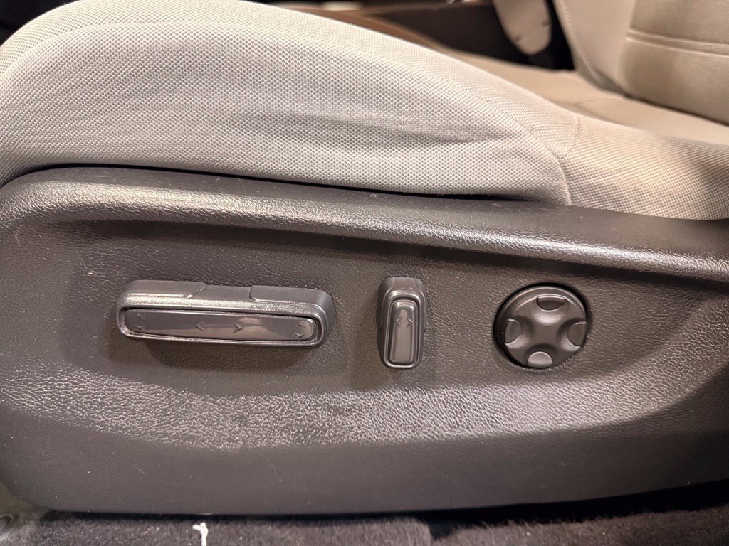 Used 2018 Honda CR-V EX image 15