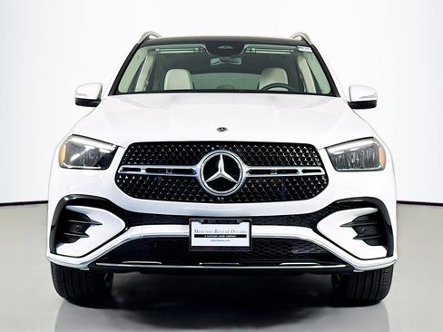 New 2026 Mercedes-Benz GLE 450 4MATIC image 2