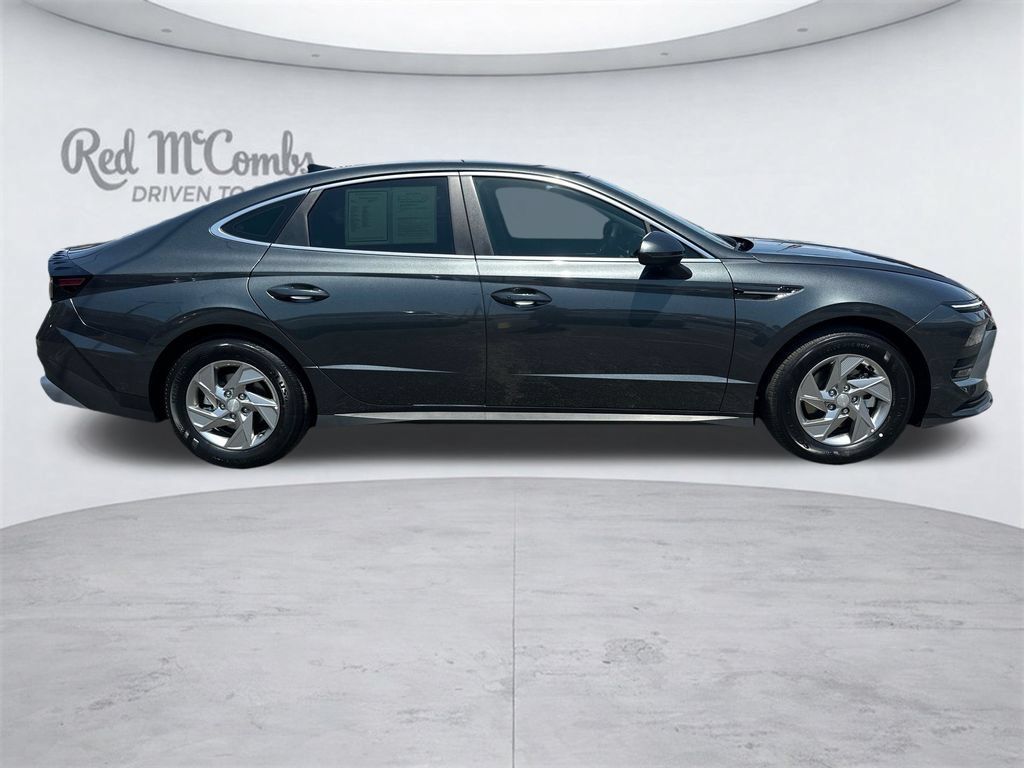 New 2026 Hyundai Sonata SE FWD image 4