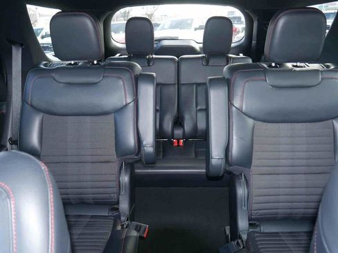 Used 2025 Ford Explorer ST-Line image 37