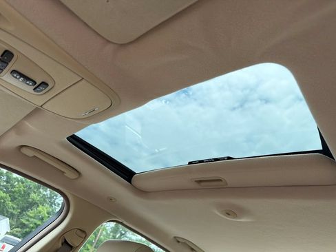 Used 2005 Jaguar XJ8 RWD image 32