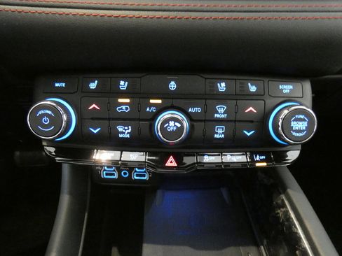 Used 2024 Dodge Durango R/T AWD/4WD image 15