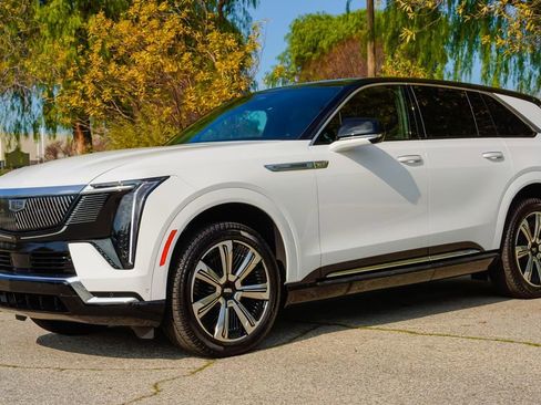 New 2025 Cadillac Escalade IQ Luxury 2 image 3