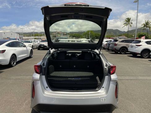 Used 2020 Toyota Prius Prime LE FWD image 21
