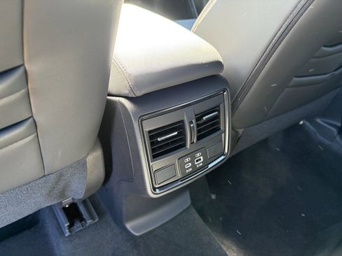 New 2026 Subaru Forester Touring AWD/4WD image 31