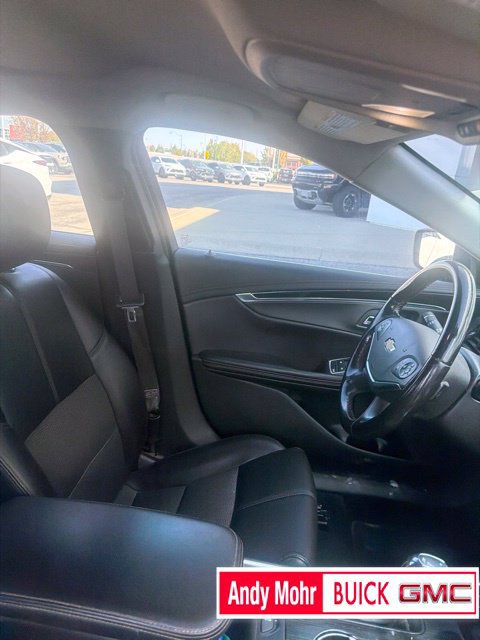 Used 2018 Chevrolet Impala LT FWD image 4