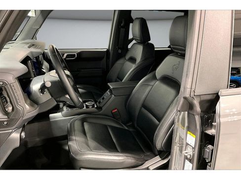 Used 2025 Ford Bronco Badlands w/ Sasquatch Package AWD/4WD image 25