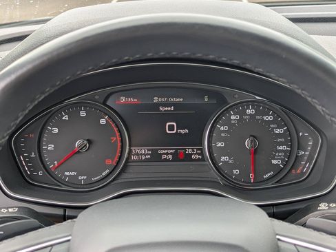 Used 2023 Audi Q5 2.0T Premium w/ Convenience Package AWD/4WD image 14