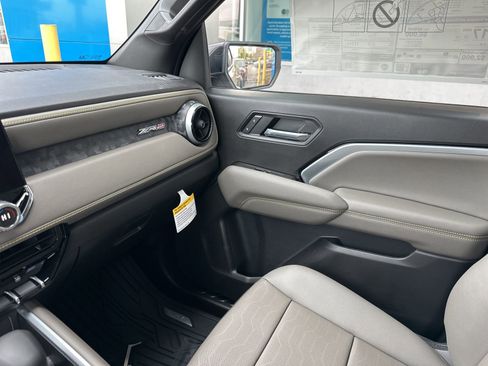 New 2026 Chevrolet Colorado ZR2 AWD/4WD image 45
