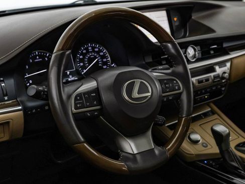 Used 2017 Lexus ES 350 image 14