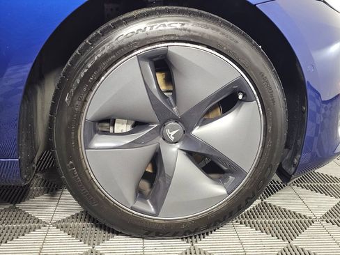 Used 2019 Tesla Model 3 Standard Range Plus image 9