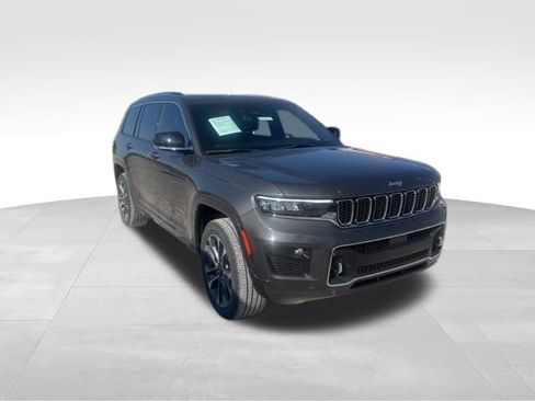 Used 2021 Jeep Grand Cherokee L Overland w/ Luxury Tech Group IV image 7