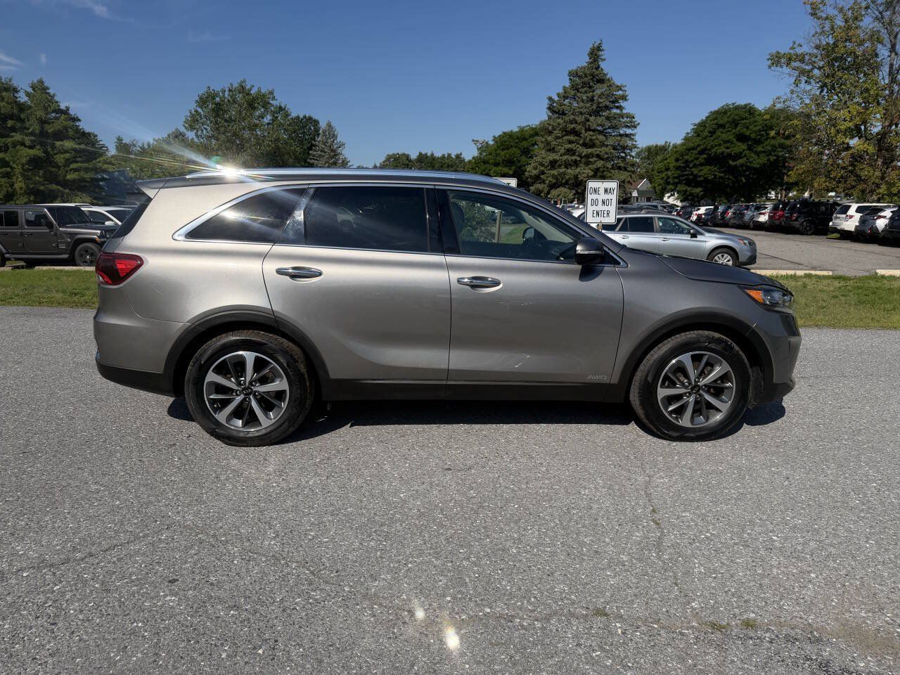 Used 2019 Kia Sorento EX w/ EX Touring Package AWD/4WD image 6
