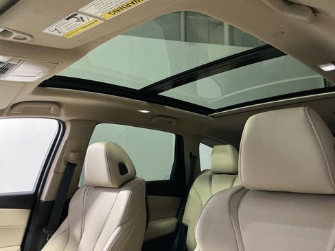 Used 2023 Acura MDX SH-AWD image 30