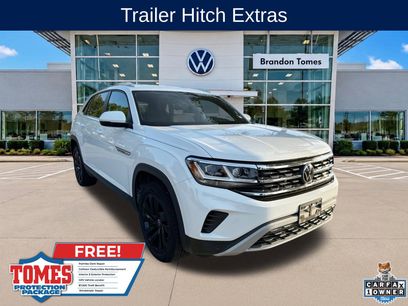 Used 2023 Volkswagen Atlas Cross Sport SE w/ Black Wheel Package