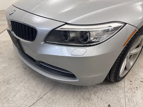 Used 2014 BMW Z4 sDrive28i RWD image 17