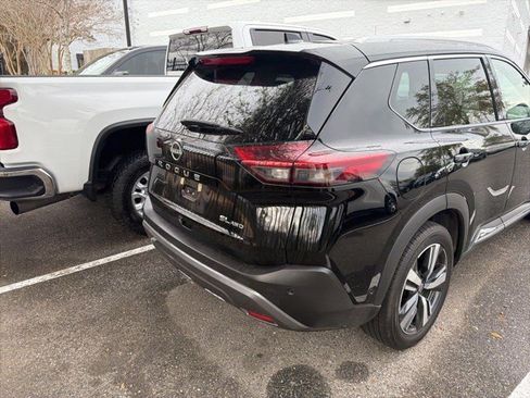 Used 2023 Nissan Rogue SL w/ SL Premium Package image 23