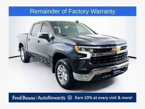 Used 2023 Chevrolet Silverado 1500 LT AWD/4WD image 1