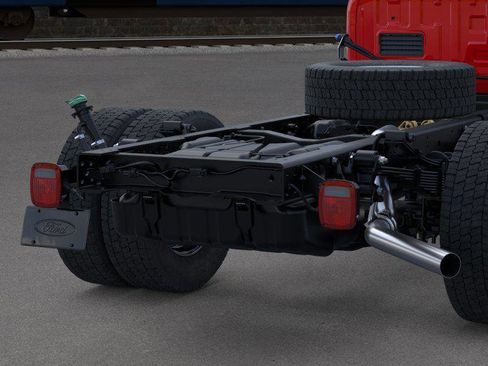 New 2026 Ford F550 4x4 Crew Cab image 24