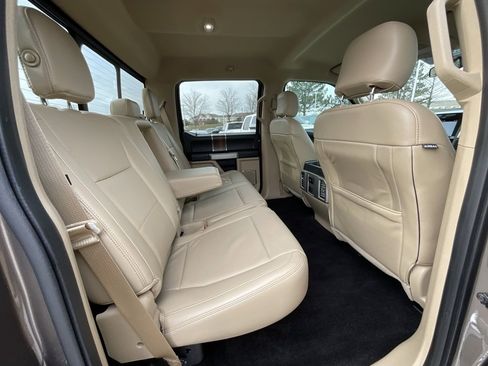 Used 2016 Ford F150 Lariat image 22