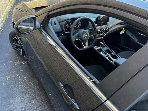 New 2025 Nissan Sentra SV image 15