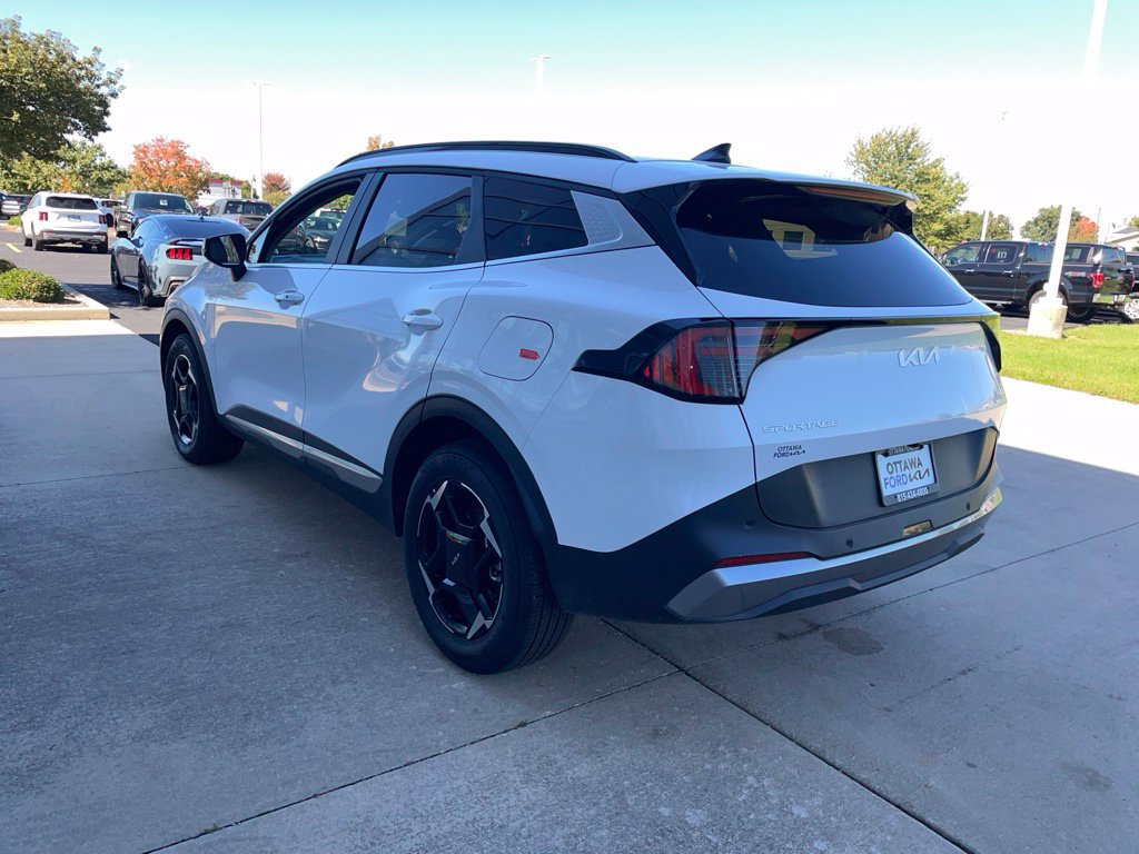 Used 2026 Kia Sportage EX w/ EX Panorama Roof Package AWD/4WD image 7