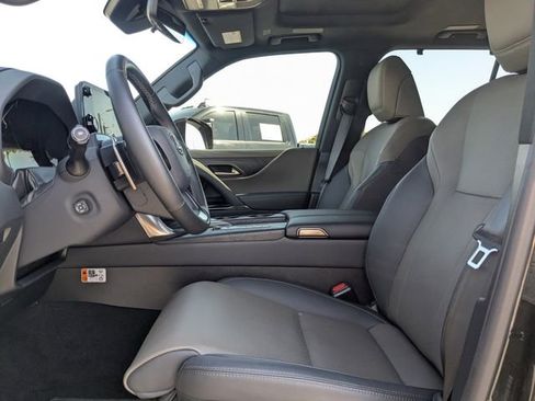 Used 2025 Lexus LX 700h Overtrail w/ Accessory Package (Z1) AWD/4WD image 23