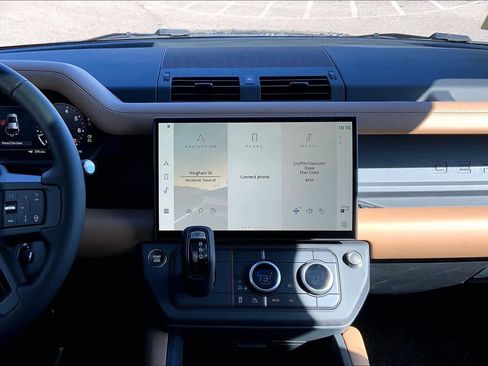 New 2026 Land Rover Defender 110 S AWD/4WD image 8