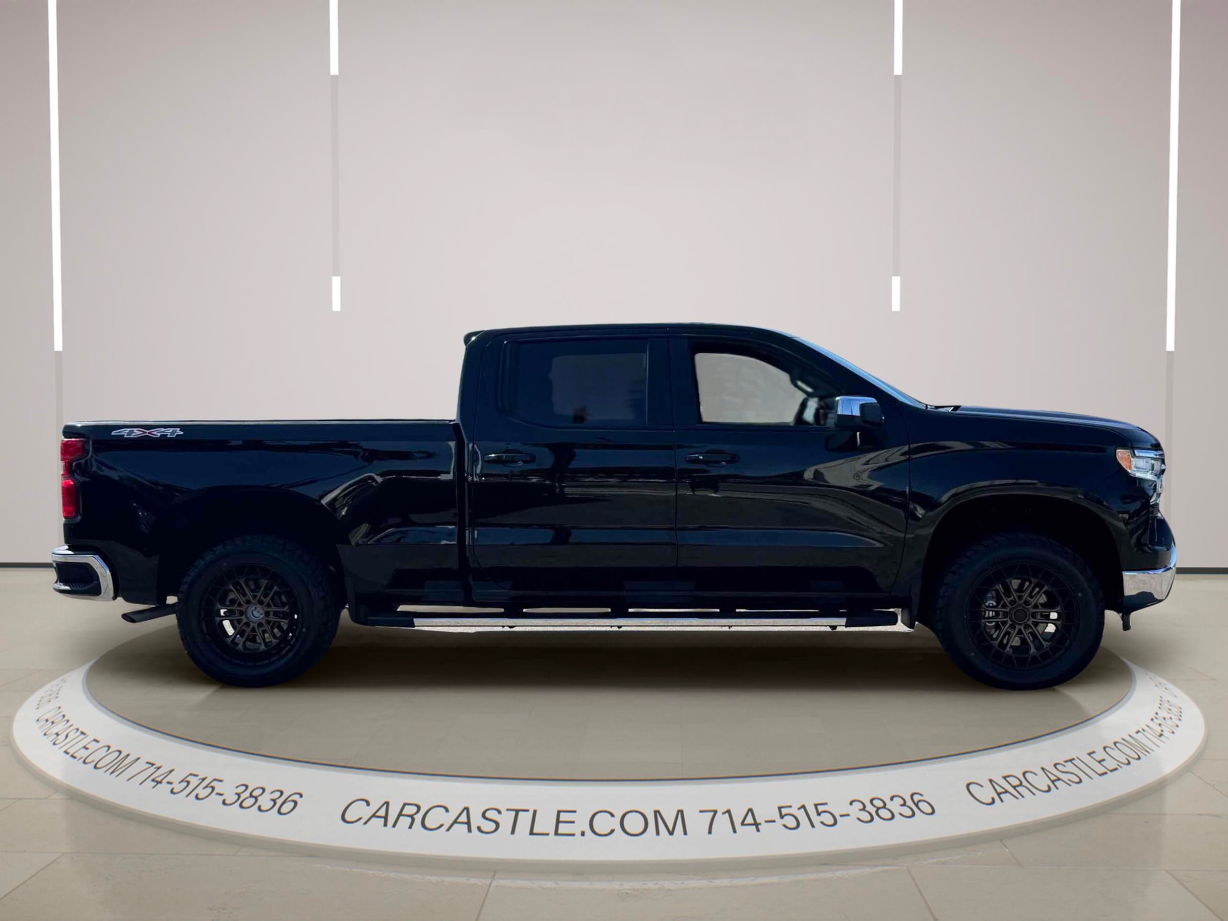 Used 2024 Chevrolet Silverado 1500 LT w/ Protection Package AWD/4WD image 6