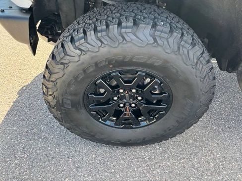 Used 2023 Ford Bronco Raptor AWD/4WD image 11