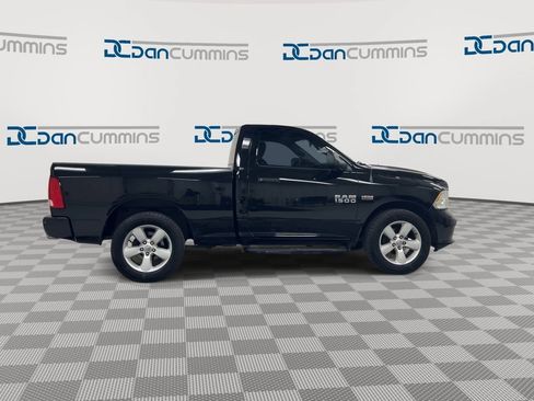 Used 2014 RAM 1500 Express RWD image 9