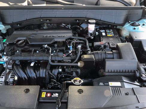 Used 2025 Hyundai Kona SEL FWD image 14