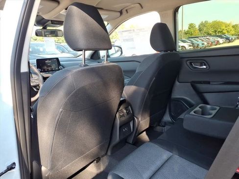 New 2026 Nissan Rogue SV image 32