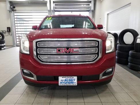 Used 2015 GMC Yukon SLE AWD/4WD image 16