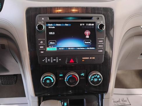 Used 2017 Chevrolet Traverse LT FWD image 61