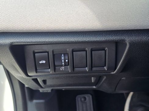 Used 2025 Subaru Legacy Premium AWD/4WD image 31