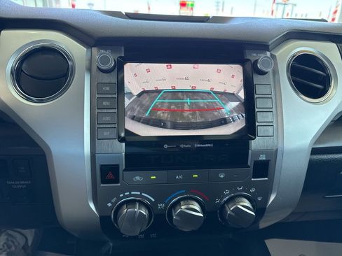 Used 2021 Toyota Tundra SR5 w/ SR5 Leather Package RWD image 31