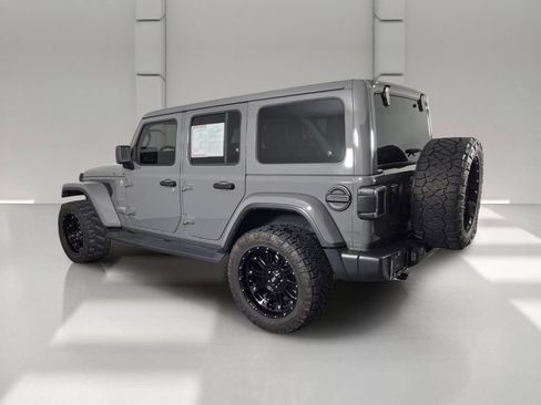 Used 2020 Jeep Wrangler Unlimited Sahara AWD/4WD image 6