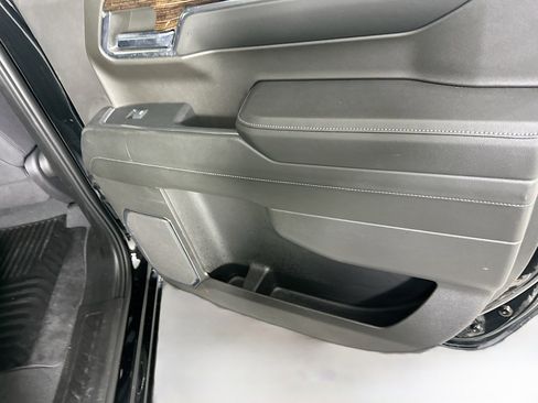 Used 2024 GMC Sierra 1500 Elevation image 29