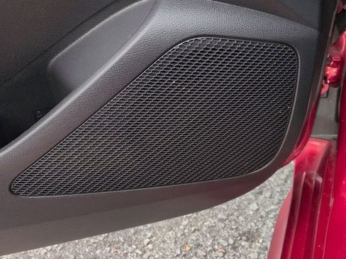 Used 2022 Toyota Corolla LE image 15