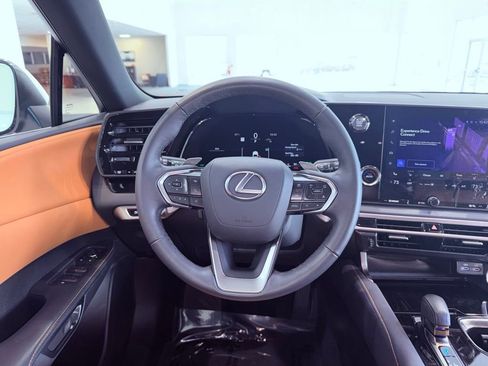 Certified 2025 Lexus RX 350 FWD w/ Technology Package image 17