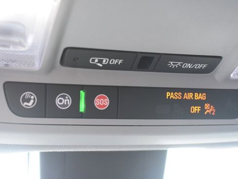 Used 2020 GMC Terrain SLT image 30