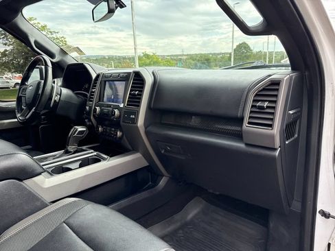 Used 2019 Ford F150 Raptor w/ Equipment Group 802A Luxury AWD/4WD image 30
