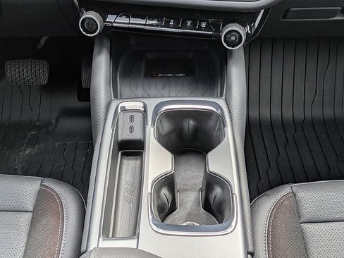 Certified 2026 Chevrolet Equinox EV RS FWD image 66