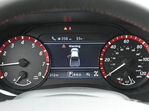 Used 2025 Nissan Frontier PRO-4X image 21