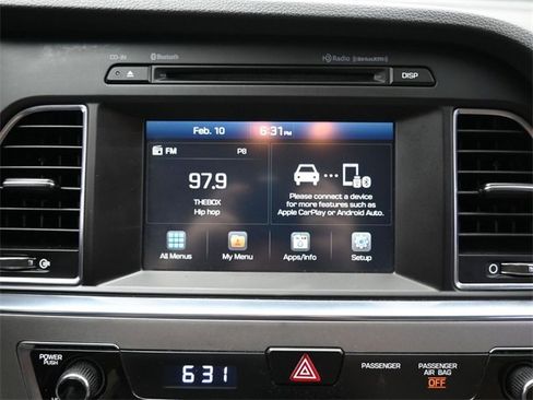 Used 2017 Hyundai Sonata Sport image 9