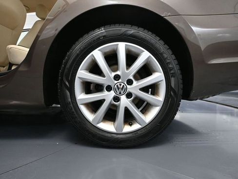 Used 2014 Volkswagen Jetta SE image 11