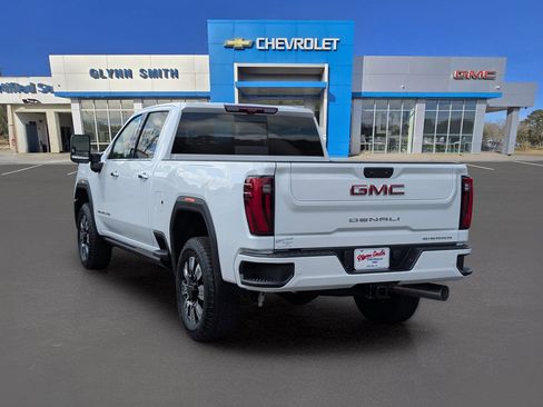 Used 2026 GMC Sierra 2500 Denali w/ Denali Reserve Package image 12