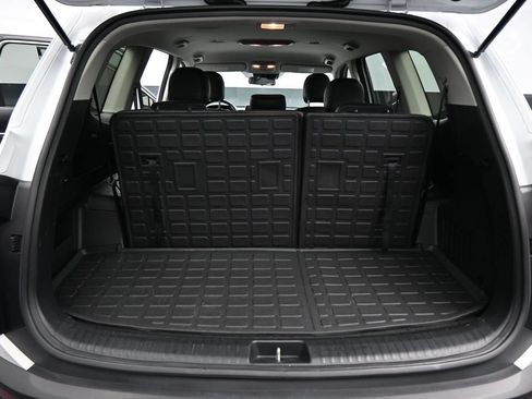 Used 2020 Kia Telluride LX AWD/4WD image 26